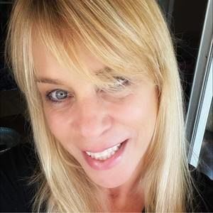 Meet your Posher, Traci lynn